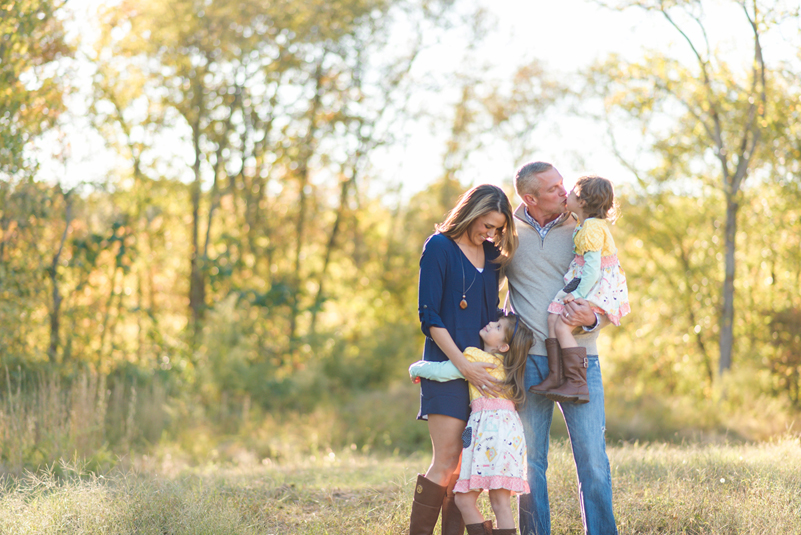 family-of-four-fall-photos-with-two-little-girls-south-carolina_05