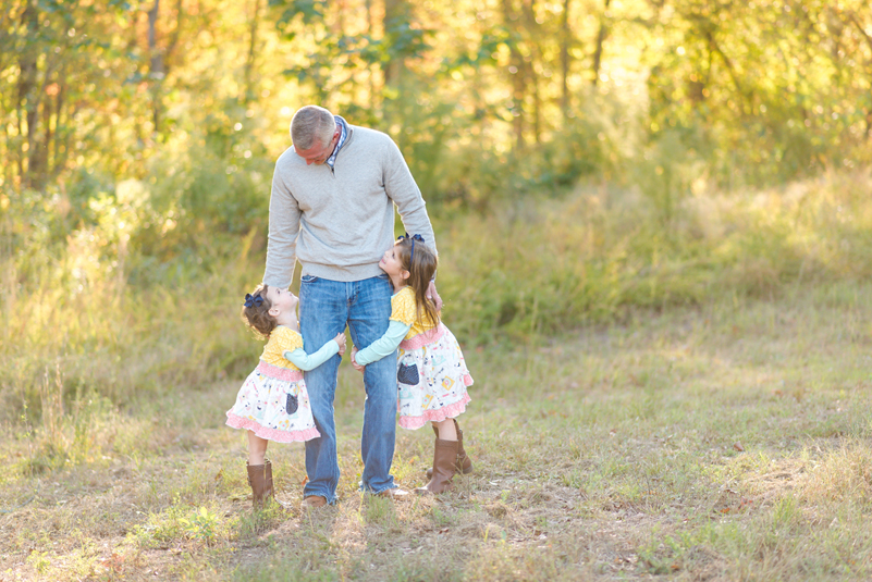 family-of-four-fall-photos-with-two-little-girls-south-carolina_11