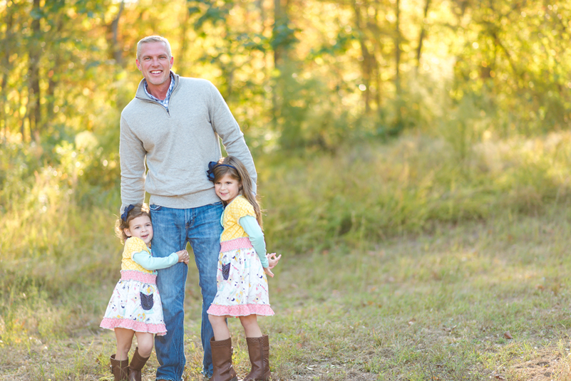 family-of-four-fall-photos-with-two-little-girls-south-carolina_12