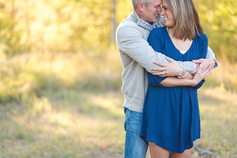 family-of-four-fall-photos-with-two-little-girls-south-carolina_17