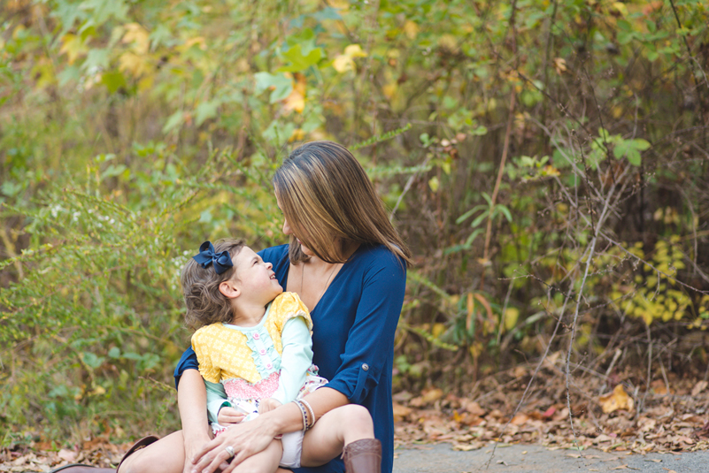 family-of-four-fall-photos-with-two-little-girls-south-carolina_25