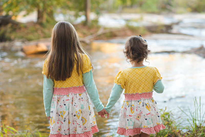 family-of-four-fall-photos-with-two-little-girls-south-carolina_36