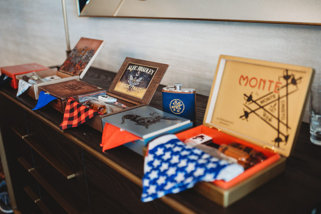 custom cigar box groomsmen gift